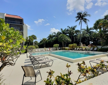 3050 Presidential Way - Photo Thumbnail 21