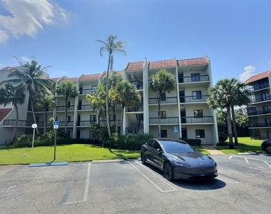 3050 Presidential Way - Photo Thumbnail 22