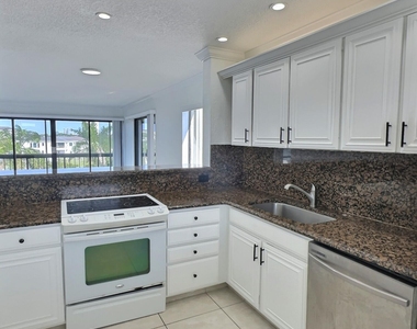 3050 Presidential Way - Photo Thumbnail 9