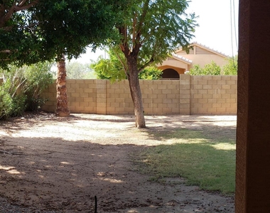 16402 N 39th Place - Photo Thumbnail 23