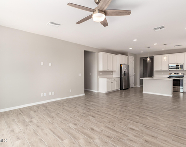 1275 E Jahns Drive - Photo Thumbnail 6