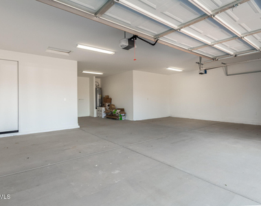 1275 E Jahns Drive - Photo Thumbnail 20
