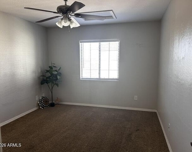1731 E Elgin Street - Photo Thumbnail 27