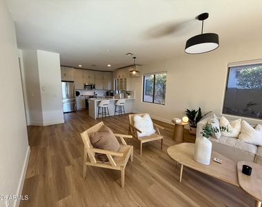 1839 W Owens Way - Photo Thumbnail 13