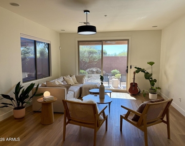 1839 W Owens Way - Photo Thumbnail 11