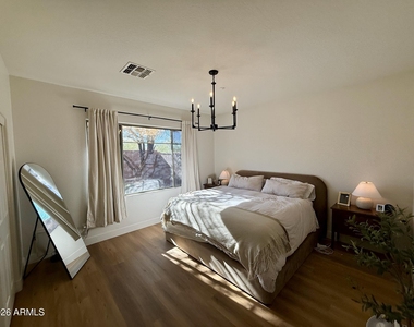 1839 W Owens Way - Photo Thumbnail 16