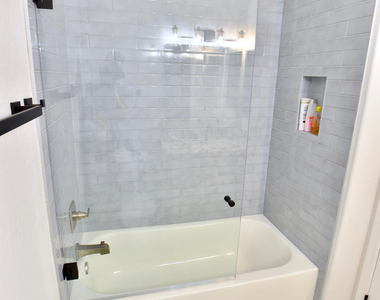 1036 E Susan Lane - Photo Thumbnail 17