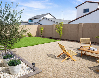 12091 N San Clemente Street - Photo Thumbnail 8
