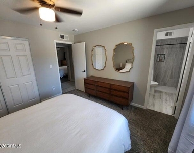 630 E Julie Drive - Photo Thumbnail 9
