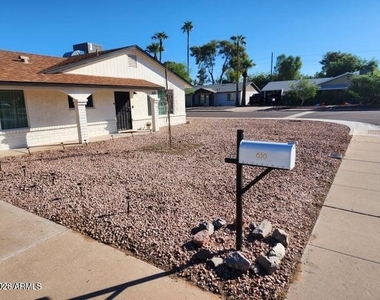 630 E Julie Drive - Photo Thumbnail 1