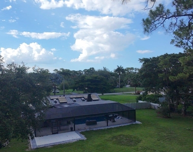 11133 Whispering Pines Lane - Photo Thumbnail 2