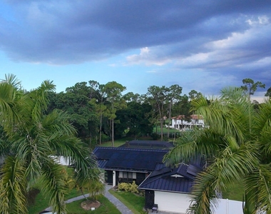 11133 Whispering Pines Lane - Photo Thumbnail 3
