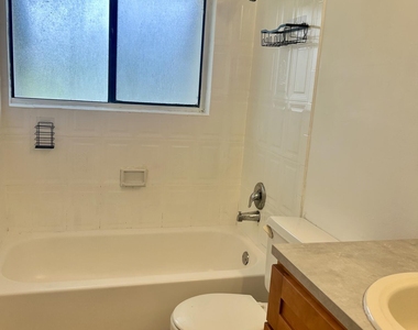 11606 Royal Palm Boulevard - Photo Thumbnail 17