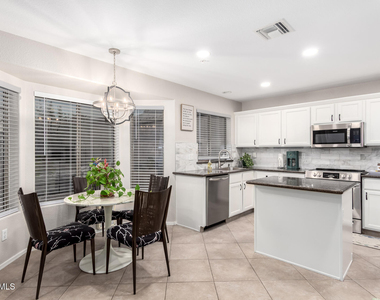 9696 E Sheena Drive - Photo Thumbnail 10