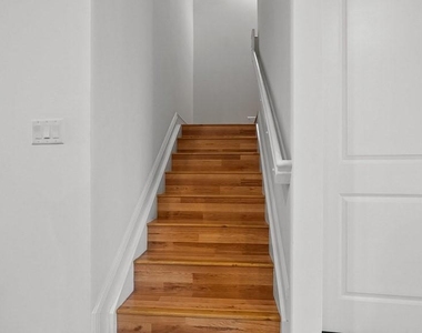 6989 Pines Circle - Photo Thumbnail 5