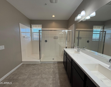 1255 N Arizona Avenue - Photo Thumbnail 11