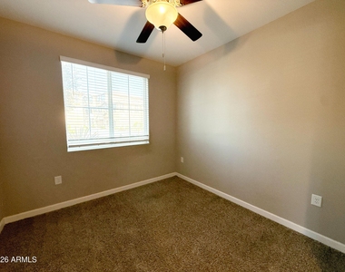 1255 N Arizona Avenue - Photo Thumbnail 6