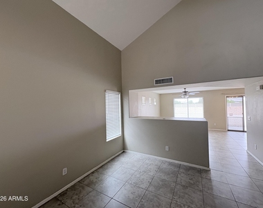 35382 N Happy Jack Drive - Photo Thumbnail 5