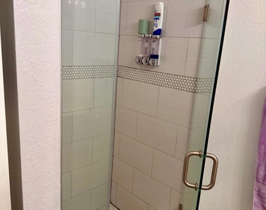 3018 Alcazar Place - Photo Thumbnail 17