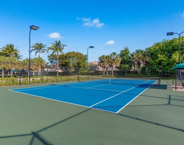 5477 Queenship Court - Photo Thumbnail 45