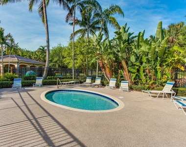 5477 Queenship Court - Photo Thumbnail 41