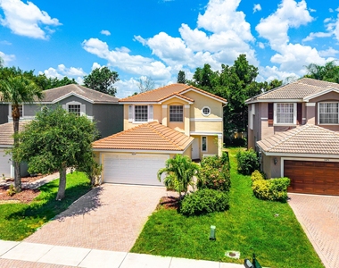 5477 Queenship Court - Photo Thumbnail 35