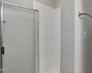 4533 N 22nd Street - Photo Thumbnail 21