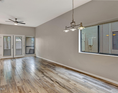 4533 N 22nd Street - Photo Thumbnail 10