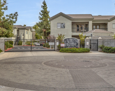 4533 N 22nd Street - Photo Thumbnail 3