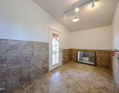 6228 E Pershing Avenue - Photo Thumbnail 24
