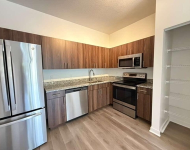 4260 Lakewood Road - Photo Thumbnail 12