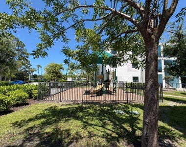 4260 Lakewood Road - Photo Thumbnail 5