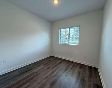 4260 Lakewood Road - Photo Thumbnail 27
