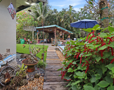 6580 Sw 49th Street - Photo Thumbnail 9