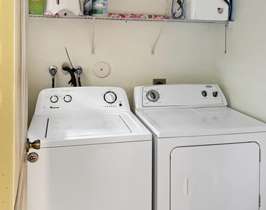 6580 Sw 49th Street - Photo Thumbnail 8