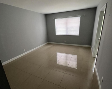 9235 Sw 8th Street - Photo Thumbnail 3