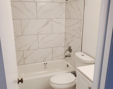 5890 Sugar Palm Court - Photo Thumbnail 7