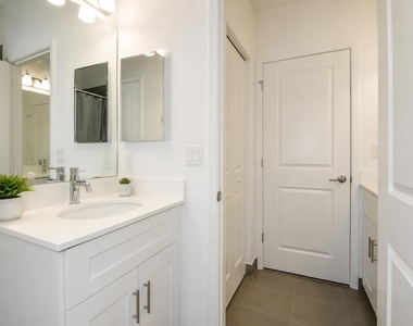 4822 Nw 56th Court - Photo Thumbnail 13