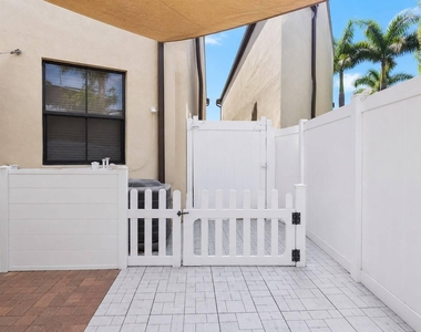 4822 Nw 56th Court - Photo Thumbnail 30
