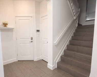 4822 Nw 56th Court - Photo Thumbnail 9