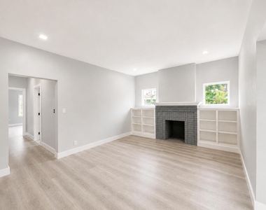1905 Monroe Street - Photo Thumbnail 17