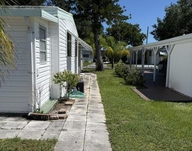 126 Yuma Way - Photo Thumbnail 12