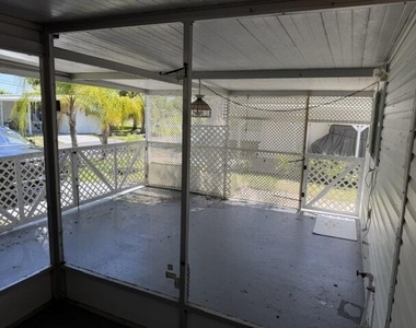 126 Yuma Way - Photo Thumbnail 4