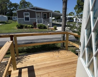 126 Yuma Way - Photo Thumbnail 9