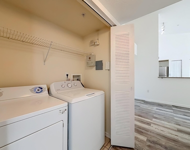 1119 Villa Circle - Photo Thumbnail 39