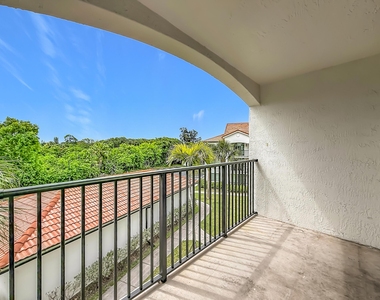 1119 Villa Circle - Photo Thumbnail 40