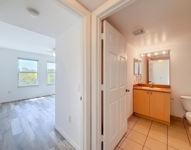 1119 Villa Circle - Photo Thumbnail 23