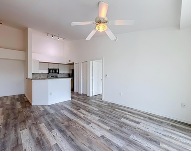 1119 Villa Circle - Photo Thumbnail 16