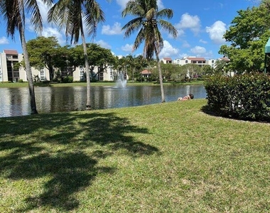 825 Egret Circle - Photo Thumbnail 15