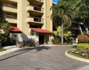 825 Egret Circle - Photo Thumbnail 1